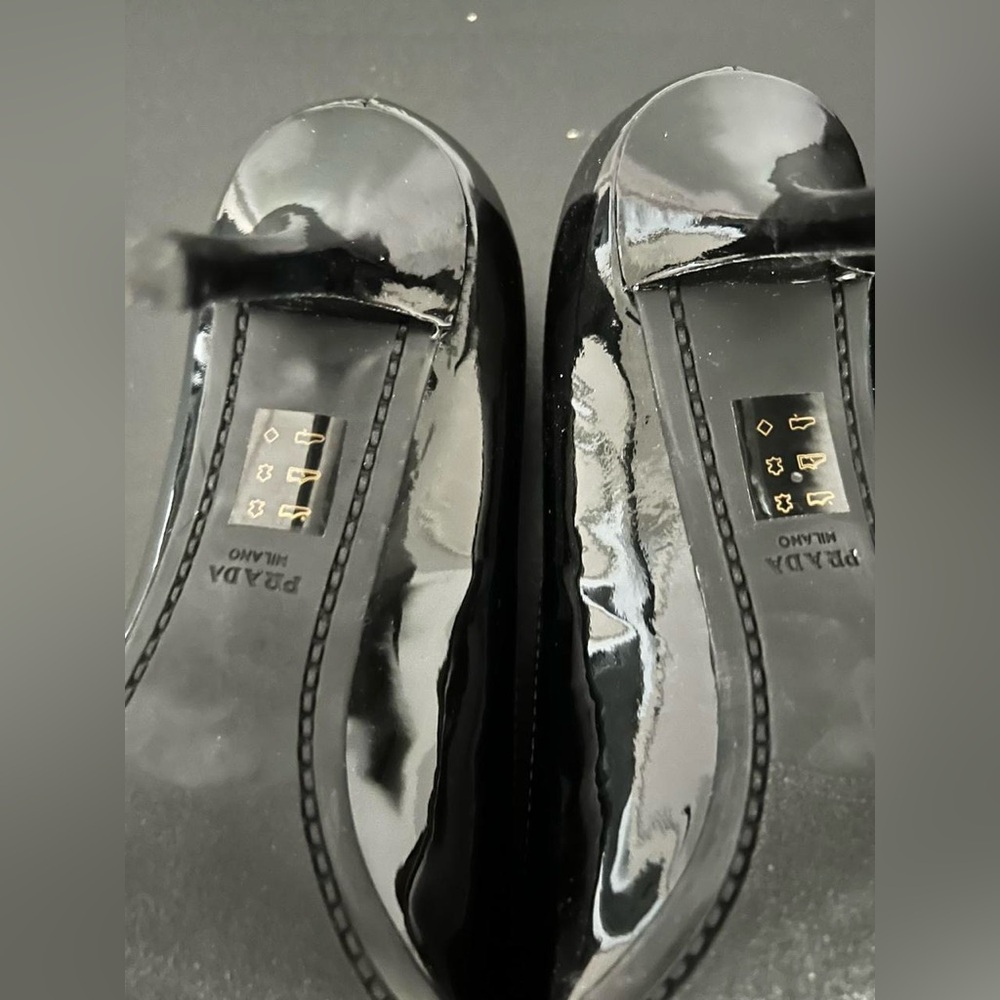 Prada Black Patent Leather Heels - image 5